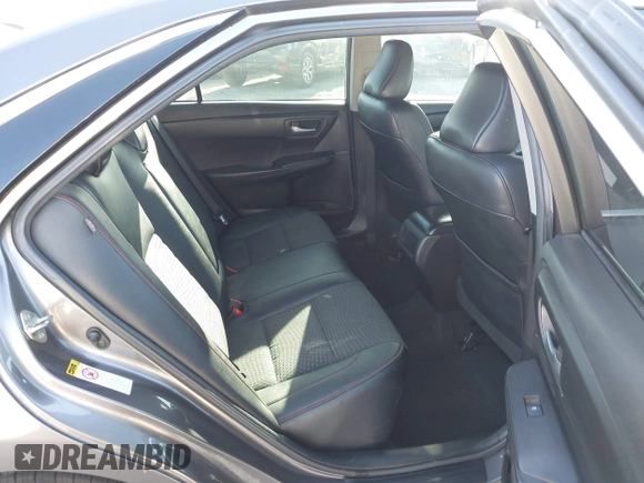 2015 Toyota Camry XLE with VIN 4T1BF1FK4FU914870, listed as a IAAI auction lot 41732333 with 177,907 mi miles. Bid and sale history available at carsss.com. Image 8.