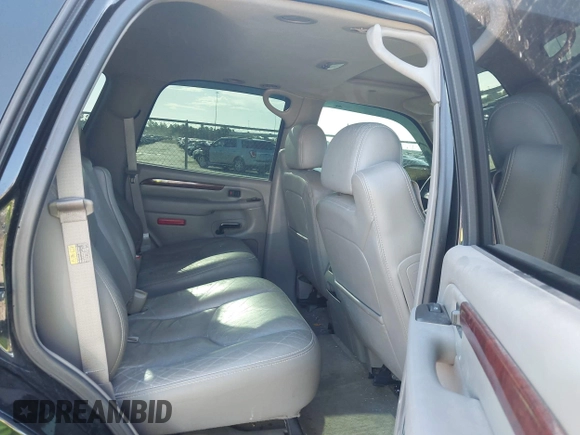 2006 Cadillac Escalade with VIN 1GYEC63NX6R148341, listed as a IAAI auction lot 42603913 with 219,673 mi miles and . Bid and sale history available at DreamBid. Image 8.