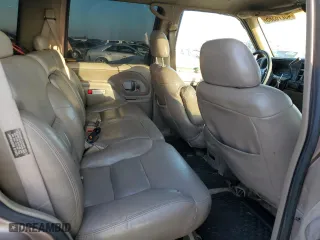 1996 Chevrolet Tahoe with VIN 1GNEK13R2TJ354351, listed as a Copart auction lot 43276385 with 2,526,567 mi miles and Salvage Title. Bid and sale history available at carsss.com. Image 10.