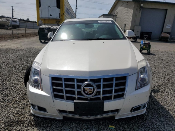2012 Cadillac CTS Performance z VIN 1G6DM5E36C0157741, wystawiony jako Copart lot #54515235 z przebiegiem 111 283 mil mil oraz Szkoda całkowita • Salvage title. Historia ofert i sprzedaży dostępna na DreamBid. Obrazek 5.