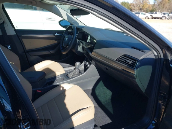 2021 Volkswagen Jetta SEL with VIN 3VWE57BU3MM103297, listed as a IAAI auction lot 41029045 with 48,060 mi miles and . Bid and sale history available at DreamBid. Image 5.