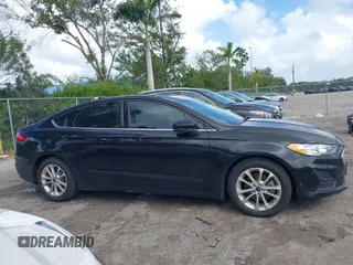 2020 Ford Fusion SE with VIN 3FA6P0HDXLR170082, listed as a IAAI auction lot 40743626 with 53,055 mi miles. Bid and sale history available at carsss.com. Image 13.