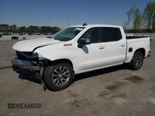 2021 Chevrolet Silverado 1500 LT z VIN 3GCUYDED3MG121684, wystawiony jako Copart lot #50988505 z przebiegiem 94 155 mil mil oraz Szkoda całkowita • Salvage title. Historia ofert i sprzedaży dostępna na DreamBid. Obrazek 1.