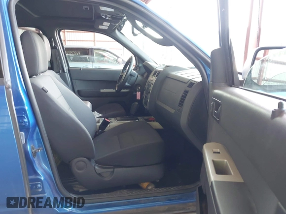 2012 Ford Escape XLT с VIN 1FMCU9DG3CKB69110, выставлен на аукционе IAAI как лот 42567037 с пробегом 144 145 миль миль и . История ставок и продаж доступна на DreamBid. Изображение 5.