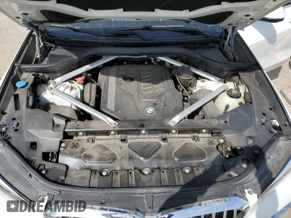 2020 BMW X5 xDrive40i с VIN 5UXCR6C02LLL82759, выставлен на аукционе Copart как лот 51474405 с пробегом 77 197 миль миль и Списание • Salvage title. История ставок и продаж доступна на DreamBid. Изображение 14.