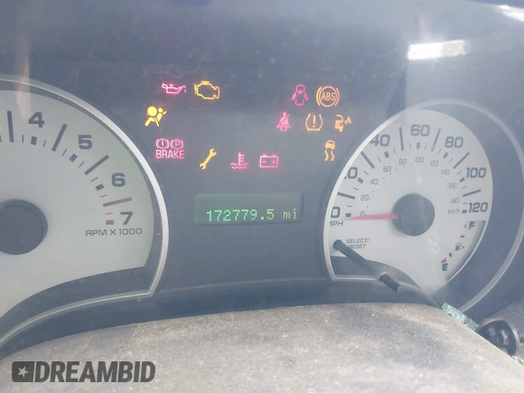 2010 Ford Explorer Sport Trac XLT z VIN 1FMEU3BE8AUA41454, wystawiony jako IAAI lot #42250096 z przebiegiem 177 269 mil mil oraz . Historia ofert i sprzedaży dostępna na DreamBid. Obrazek 7.