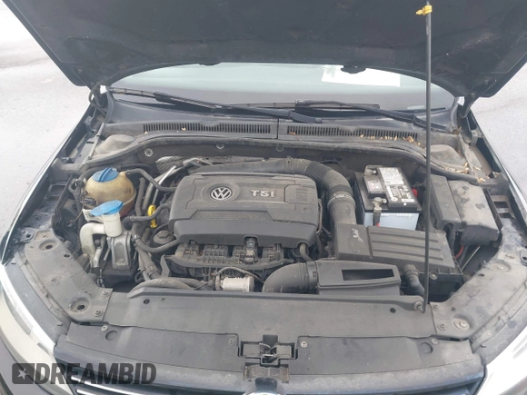2014 Volkswagen Jetta SE with VIN 3VWD17AJXEM370663, listed as a IAAI auction lot 41612207 with 135,215 mi miles and . Bid and sale history available at DreamBid. Image 10.