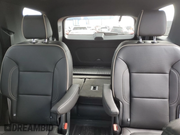 2022 Chevrolet Traverse Premier z VIN 1GNEVKKW2NJ132898, wystawiony jako Copart lot #52786375 z przebiegiem 12 902 mil mil oraz Szkoda całkowita • Salvage title. Historia ofert i sprzedaży dostępna na DreamBid. Obrazek 10.
