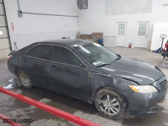 2008 Toyota Camry LE with VIN 4T1BE46K98U781658, listed as a IAAI auction lot 41733562 with 139,741 mi miles. Bid and sale history available at carsss.com. Image 13.