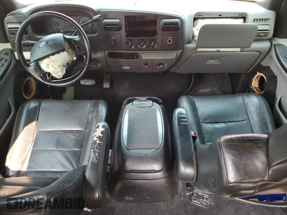 2005 Ford F-250 XL with VIN 1FTSW21P45EB41632, listed as a Copart auction lot 59676215 with 251,452 mi miles and Salvage title. Bid and sale history available at DreamBid. Image 8.