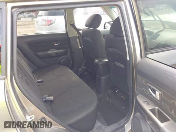 2013 Kia Soul + with VIN KNDJT2A66D7627843, listed as a IAAI auction lot 41961701 with 78,999 mi miles. Bid and sale history available at carsss.com. Image 8.