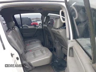 2007 Nissan Armada SE z VIN 5N1BA08AX7N707537, wystawiony jako IAAI lot #41563441 z przebiegiem 297 927 mil mil oraz . Historia ofert i sprzedaży dostępna na DreamBid. Obrazek 8.