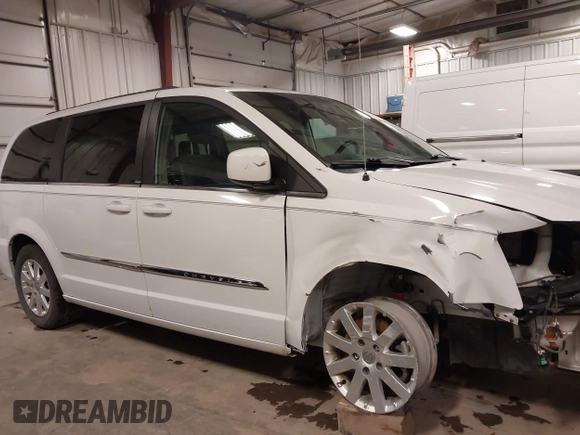 2014 Chrysler Town & Country Touring with VIN 2C4RC1BG1ER209212, listed as a IAAI auction lot 41931026 with 170,256 mi miles and . Bid and sale history available at DreamBid. Image 14.