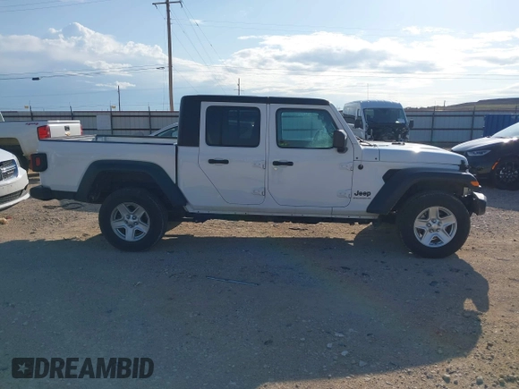 2023 Jeep Gladiator Sport S с VIN 1C6HJTAG0PL533933, выставлен на аукционе IAAI как лот 42351470 с пробегом 57 982 миль миль и . История ставок и продаж доступна на DreamBid. Изображение 13.