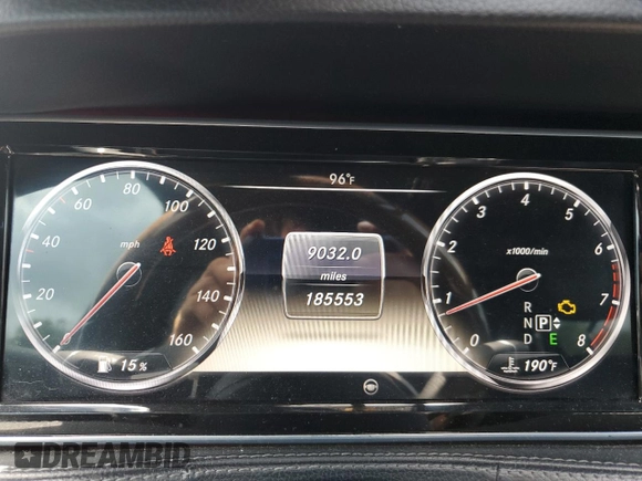 2014 Mercedes-Benz S 550 with VIN WDDUG8FB2EA049356, listed as a Copart auction lot 61553375 with 185,553 mi miles and Salvage title. Bid and sale history available at DreamBid. Image 9.