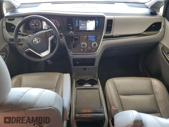 2015 Toyota Sienna XLE with VIN 5TDYK3DC4FS667923, listed as a Copart auction lot 86730854 with 62,486 mi miles and Salvage Title. Bid and sale history available at DreamBid. Image 8.