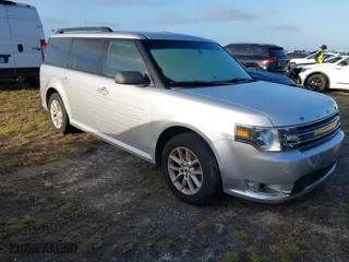 2019 Ford Flex SE with VIN 2FMGK5B88KBA24133, listed as a IAAI auction lot 40541432 with 1 mi miles. Bid and sale history available at carsss.com. Image 1.