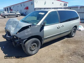 2000 Dodge Caravan SE with VIN 2B4GP44G4YR711580, listed as a IAAI auction lot 42367522 with 259,409 mi miles and . Bid and sale history available at DreamBid. Image 2.