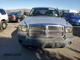 2007 Dodge Dakota SLT with VIN 1D7HE48K47S103248, listed as a Copart auction lot 82744094 with 126,126 mi miles and Salvage Title. Bid and sale history available at DreamBid. Image 5.