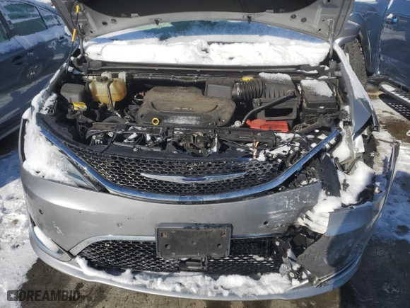 2017 Chrysler Pacifica Touring-L Plus with VIN 2C4RC1EG1HR584629, listed as a Copart auction lot 89064285 with 90,732 mi miles and Salvage Title. Bid and sale history available at carsss.com. Image 12.