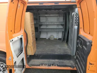 2008 GMC Savana z VIN 1GTGG25K581132516, wystawiony jako Copart lot #85938734 z przebiegiem 181 147 mil mil oraz Szkoda całkowita • Salvage title. Historia ofert i sprzedaży dostępna na DreamBid. Obrazek 11.