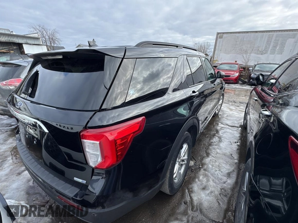 2020 Ford Explorer XLT with VIN 1FMSK8DH2LGB57599, listed as a Copart auction lot 87410294 with 122,491 mi miles and Salvage Title. Bid and sale history available at carsss.com. Image 4.