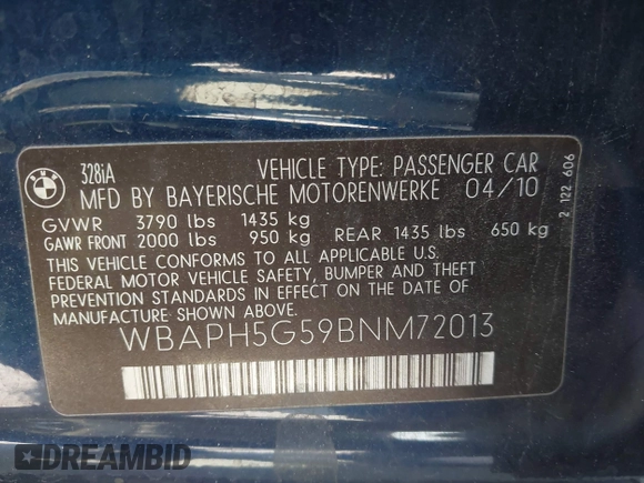 2011 BMW 3 Series 328i with VIN WBAPH5G59BNM72013, listed as a IAAI auction lot 41970086 with 71,408 mi miles. Bid and sale history available at carsss.com. Image 9.