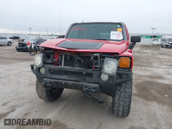 2007 Hummer H3 SUV with VIN 5GTDN13E778150501, listed as a IAAI auction lot 41435427 with 181,185 mi miles. Bid and sale history available at carsss.com. Image 6.