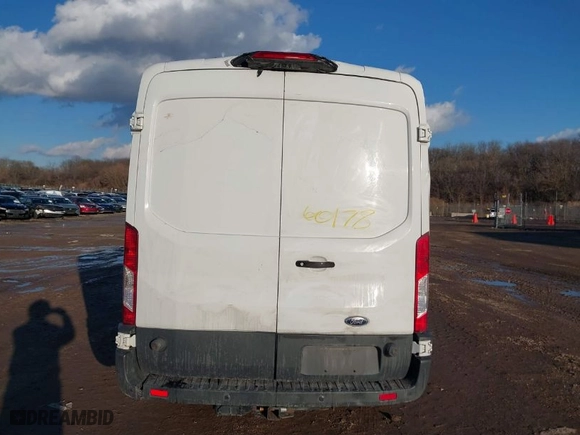 2018 Ford Transit Van with VIN 1FTBW2CM4JKA87232, listed as a IAAI auction lot 41660178 with NaN miles. Bid and sale history available at carsss.com. Image 16.