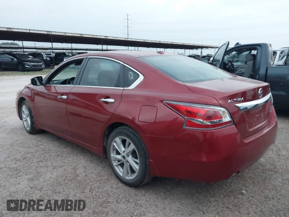 2015 Nissan Altima SV with VIN 1N4AL3AP9FC460750, listed as a IAAI auction lot 41935815 with 92,530 mi miles and . Bid and sale history available at carsss.com. Image 3.