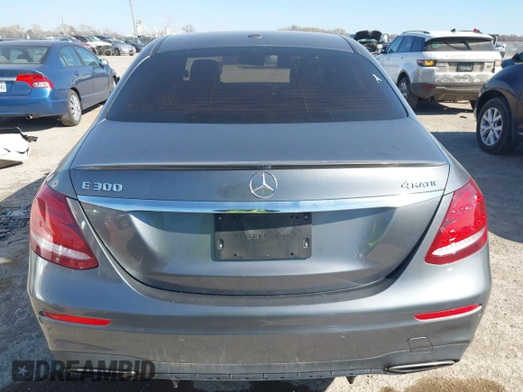 2017 Mercedes-Benz E 300 Luxury with VIN WDDZF4KB3HA208414, listed as a IAAI auction lot 41849093 with 92,919 mi miles and . Bid and sale history available at DreamBid. Image 16.