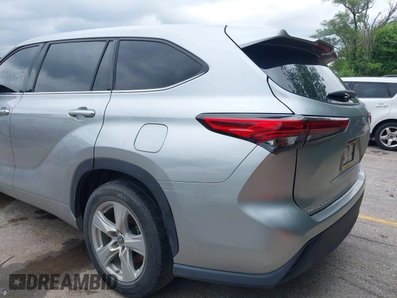 2020 Toyota Highlander LE with VIN 5TDZZRAH6LS027761, listed as a IAAI auction lot 42034714 with 90,546 mi miles and . Bid and sale history available at DreamBid. Image 18.