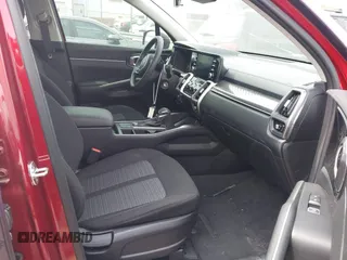 2022 Kia Sorento LX z VIN 5XYRG4LC9NG091772, wystawiony jako IAAI lot #42092771 z przebiegiem 6 753 mil mil oraz . Historia ofert i sprzedaży dostępna na DreamBid. Obrazek 5.