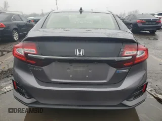 2018 Honda Clarity Plug-In Hybrid with VIN JHMZC5F17JC022801, listed as a Copart auction lot 84013154 with 106,590 mi miles and Clean Title. Bid and sale history available at carsss.com. Image 6.