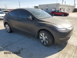 2021 Tesla Model Y Long Range z VIN 5YJYGDEE5MF275302, wystawiony jako Copart lot #54353875 z przebiegiem 63 196 mil mil oraz Szkoda całkowita • Salvage title. Historia ofert i sprzedaży dostępna na DreamBid. Obrazek 4.