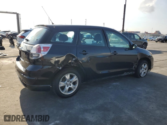 2005 Toyota Matrix STD with VIN 2T1KR32E35C395488, listed as a Copart auction lot 55072095 with 141,096 mi miles and Salvage Title. Bid and sale history available at DreamBid. Image 3.