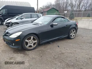 2008 Mercedes-Benz SLK 280 z VIN WDBWK54F48F186665, wystawiony jako IAAI lot #41231728 z przebiegiem 191 426 mil mil oraz . Historia ofert i sprzedaży dostępna na DreamBid. Obrazek 2.