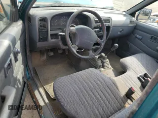 1997 Nissan Frontier XE with VIN 1N6SD11Y4VC346711, listed as a Copart auction lot 61025615 with 100,417 mi miles and Clean title. Bid and sale history available at DreamBid. Image 8.
