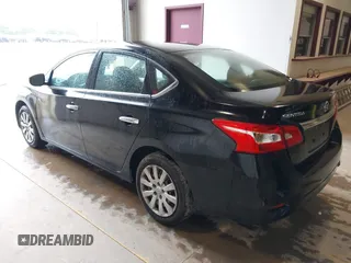2018 Nissan Sentra S z VIN 3N1AB7AP8JY336041, wystawiony jako IAAI lot #42341452 z przebiegiem 101 317 mil mil oraz . Historia ofert i sprzedaży dostępna na DreamBid. Obrazek 3.