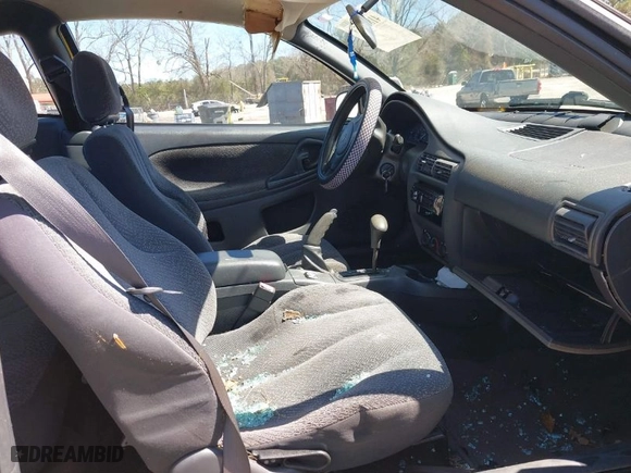2005 Chevrolet Cavalier LS with VIN 1G1JF12F257113692, listed as a IAAI auction lot 41801353 with 284,281 mi miles. Bid and sale history available at carsss.com. Image 5.