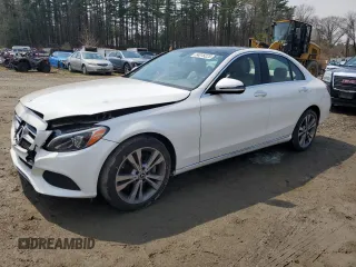 2018 Mercedes-Benz C 300 z VIN WDDWF4KB8JR316926, wystawiony jako Copart lot #54015225 z przebiegiem 52 551 mil mil oraz Szkoda całkowita • Salvage title. Historia ofert i sprzedaży dostępna na DreamBid. Obrazek 1.