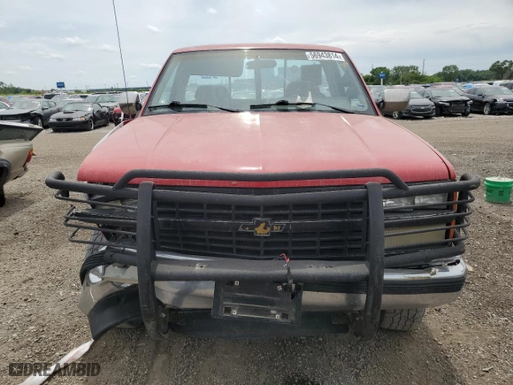 1992 Chevrolet C/K 1500 with VIN 1GCEK14K3NZ161978, listed as a Copart auction lot 56943814 with NaN miles and Salvage Title. Bid and sale history available at carsss.com. Image 5.