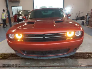 2020 Dodge Challenger SXT with VIN 2C3CDZAG6LH181644, listed as a IAAI auction lot 41857479 with 84,397 mi miles. Bid and sale history available at carsss.com. Image 6.
