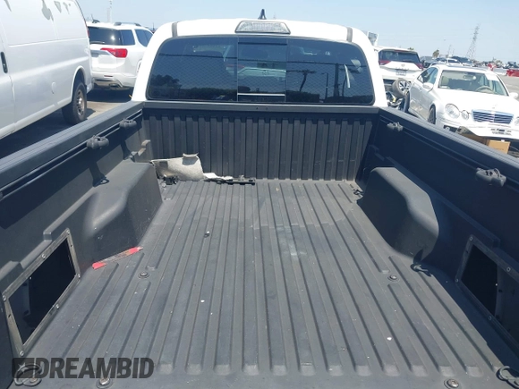 2017 Toyota Tacoma SR5 with VIN 3TMDZ5BN5HM021139, listed as a IAAI auction lot 42555465 with 139,782 mi miles and . Bid and sale history available at DreamBid. Image 15.