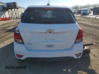 2020 Chevrolet Trax LS with VIN KL7CJKSB9LB321853, listed as a Copart auction lot 47794185 with 42,109 mi miles and Non Repairable. Bid and sale history available at carsss.com. Image 6.