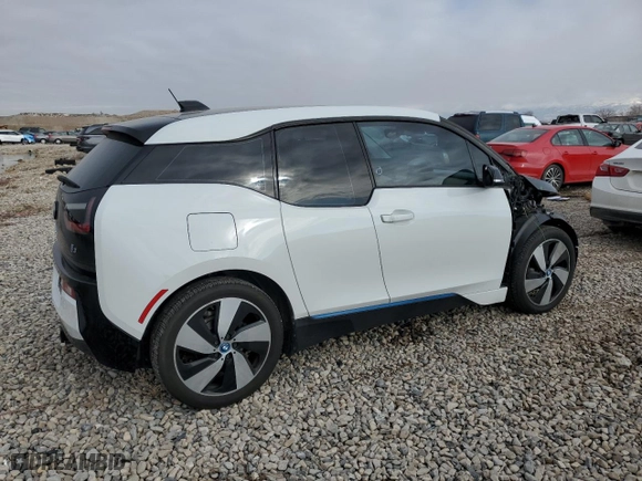 2016 BMW i3 with VIN WBY1Z4C54GV506791, listed as a Copart auction lot 88063575 with NaN miles and Salvage Title. Bid and sale history available at carsss.com. Image 3.