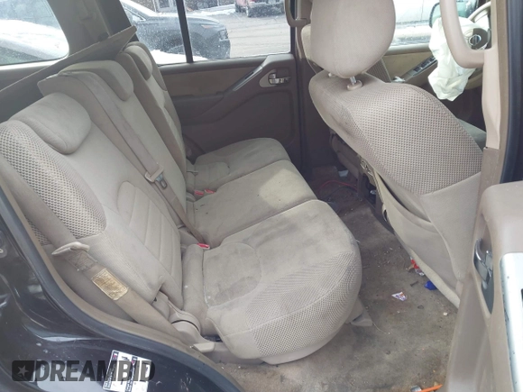 2005 Nissan Pathfinder SE with VIN 5N1AR18U85C756782, listed as a IAAI auction lot 41278886 with 209,555 mi miles. Bid and sale history available at carsss.com. Image 8.