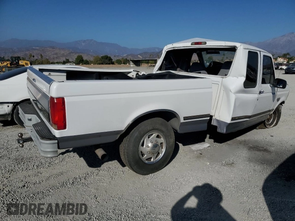 1996 Ford F-250 with VIN 1FTHX25F1TEA60108, listed as a Copart auction lot 75270254 with 205,770 mi miles and Salvage Title. Bid and sale history available at DreamBid. Image 3.