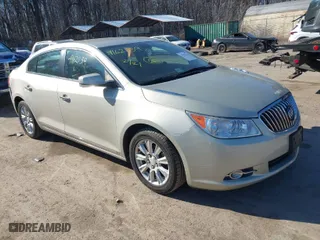2013 Buick LaCrosse Leather with VIN 1G4GC5ER4DF303453, listed as a IAAI auction lot 41621139 with 113,222 mi miles. Bid and sale history available at carsss.com. Image 1.