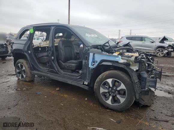 2024 Jeep Grand Cherokee 4xe with VIN 1C4RJYB64RC125082, listed as a Copart auction lot 51057755 with 0 mi miles and Salvage Title. Bid and sale history available at carsss.com. Image 4.